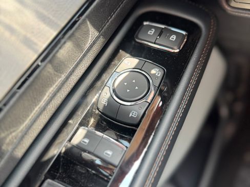 New 2025 Lincoln Aviator Reserve w/ Luxury Package image 36