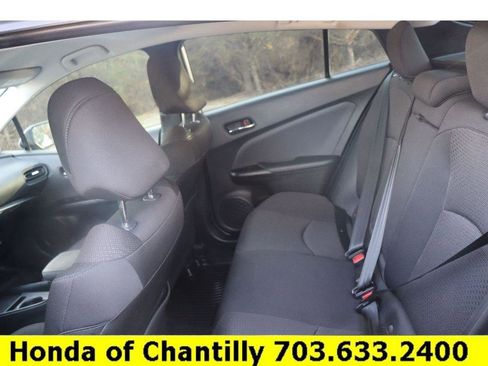 Used 2022 Toyota Prius LE image 25