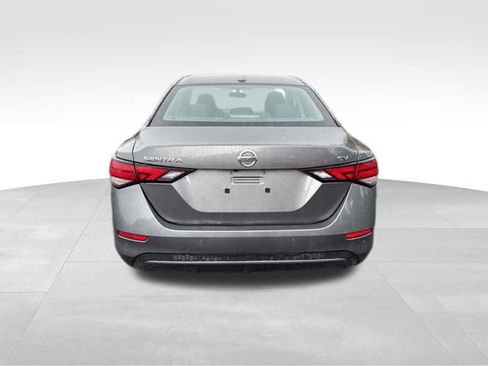 Used 2022 Nissan Sentra SV image 4