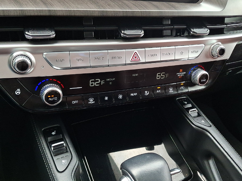 Used 2023 Kia Telluride EX AWD/4WD image 18