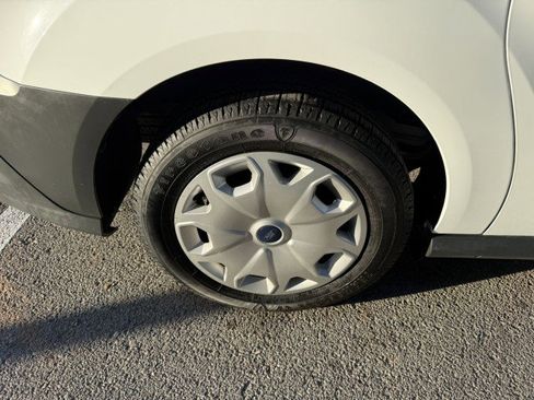 Used 2018 Ford Transit Connect XL image 7