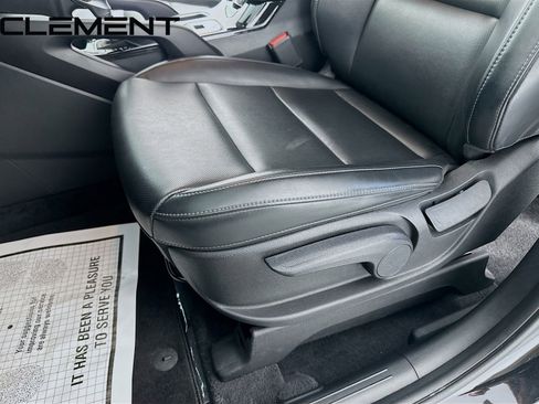 Used 2025 Kia Telluride LX FWD image 27