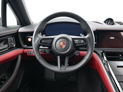 New 2026 Porsche Panamera 4 image 13