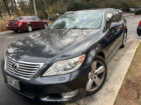 Used 2011 Lexus LS 460 image 4