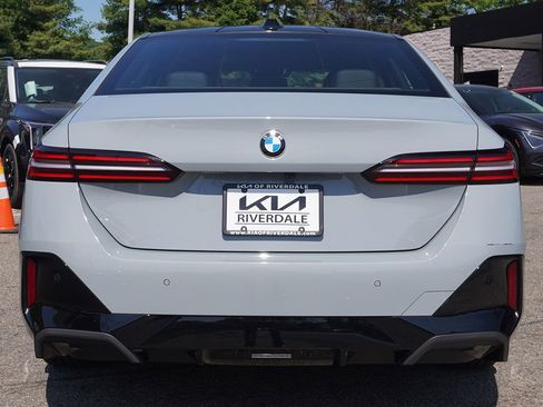 Used 2024 BMW 540i xDrive w/ Executive Package AWD/4WD image 13
