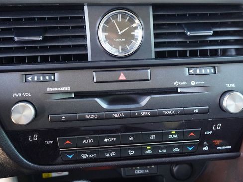 Used 2022 Lexus RX 350 FWD w/ Premium Package image 13