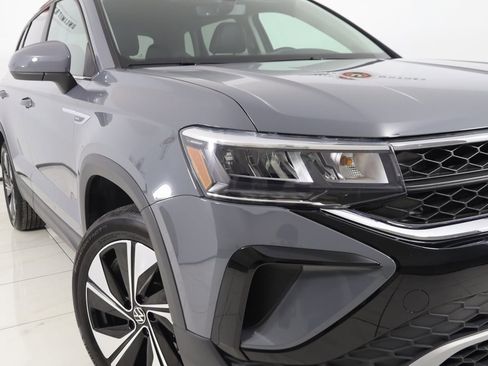 Used 2023 Volkswagen Taos SE image 16