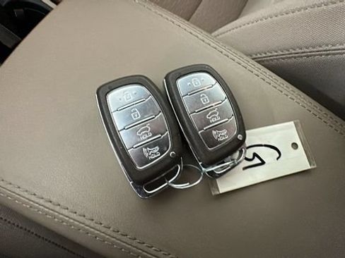 Used 2020 Hyundai Tucson SEL w/ Winter Weather Package FWD image 20