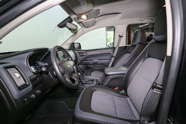 Used 2018 Chevrolet Colorado Z71 AWD/4WD image 33