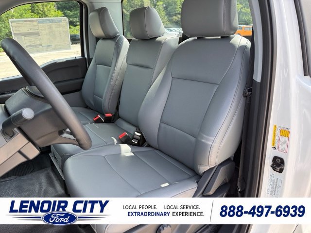 New 2025 Ford F250 XL RWD image 12