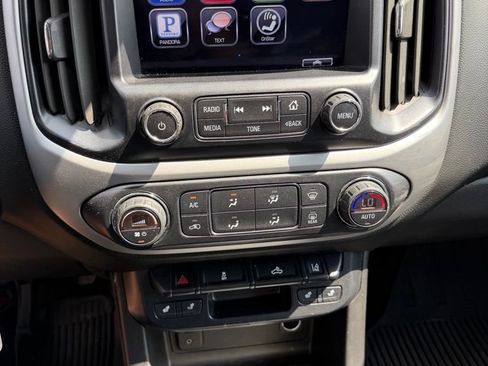 Used 2015 Chevrolet Colorado LT w/ Luxury Package AWD/4WD image 15