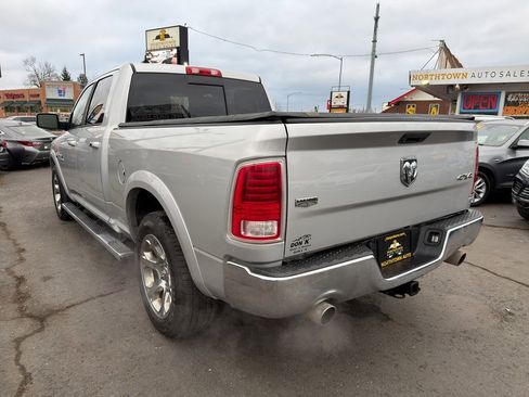 Used 2015 RAM 1500 Laramie w/ Convenience Group image 4
