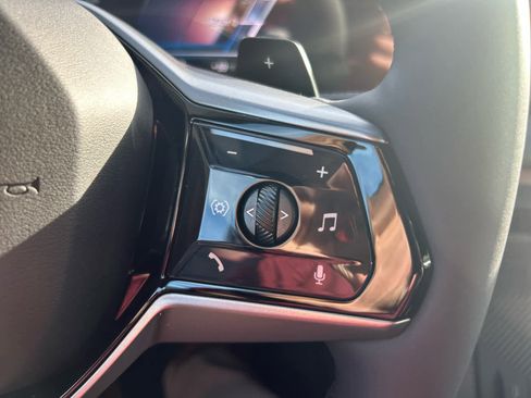 Used 2026 BMW X3 xDrive30 w/ Premium Package image 32