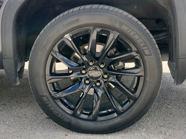 Used 2022 GMC Sierra 1500 Denali AWD/4WD image 2