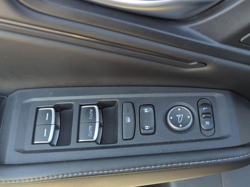 Used 2025 Honda Accord Sport image 8