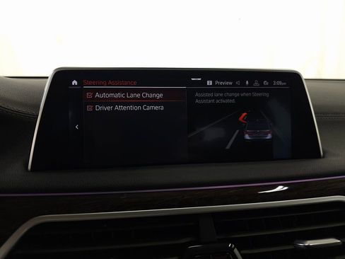 Used 2020 BMW 750i xDrive image 30