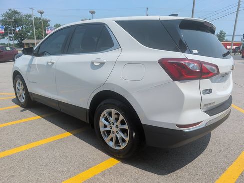 Used 2021 Chevrolet Equinox LT FWD image 5