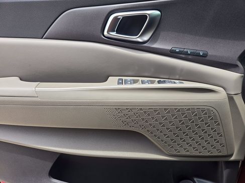 New 2026 Kia Carnival EX FWD image 17
