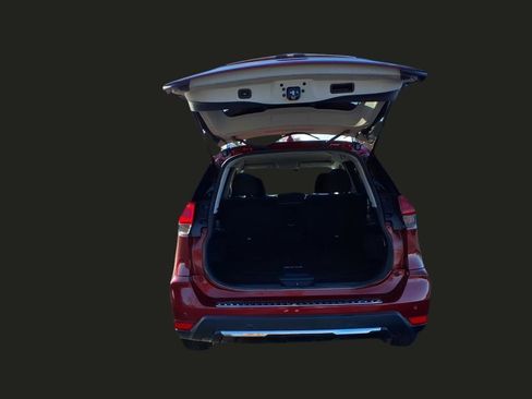 Used 2019 Nissan Rogue SV image 22