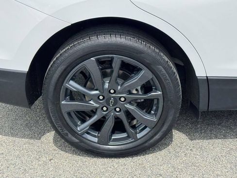 Used 2022 Chevrolet Equinox RS AWD/4WD image 9