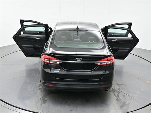 Used 2018 Ford Fusion S w/ Equipment Group 101A image 38