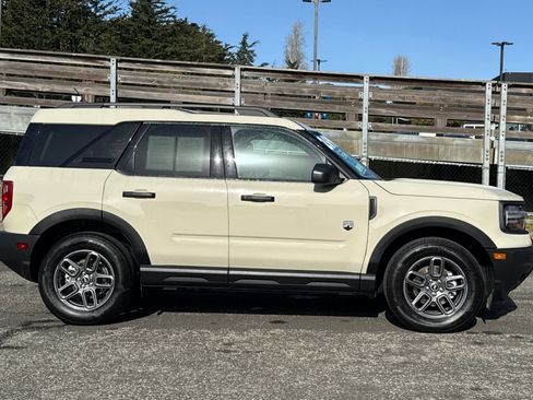 Certified 2025 Ford Bronco Sport Big Bend w/ Convenience Package image 3