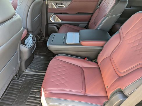 New 2026 INFINITI QX80 Autograph image 28