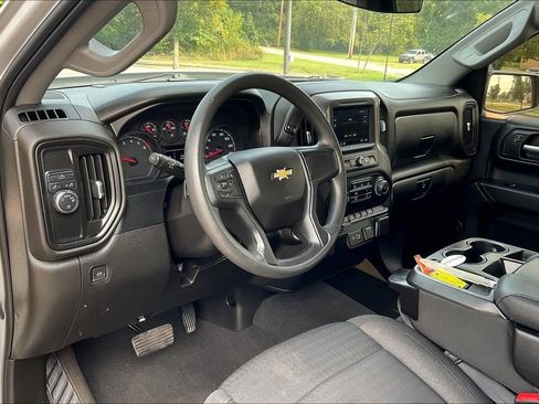 Used 2022 Chevrolet Silverado 1500 Custom w/ LPO, Dark Essentials Package image 10