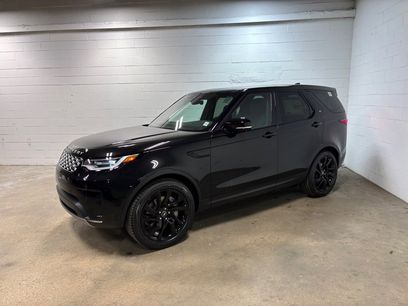 New 2025 Land Rover Discovery S