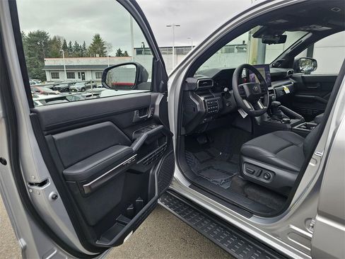 New 2026 Toyota 4Runner TRD Off-Road Premium image 18