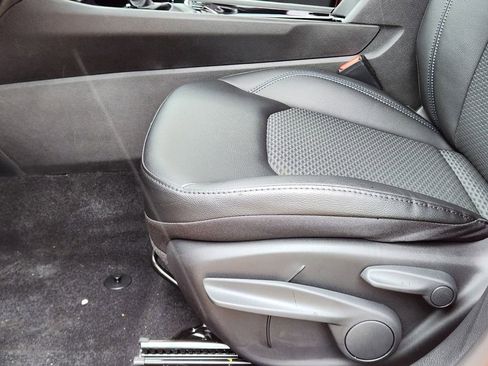 New 2026 Jeep Compass Latitude image 17