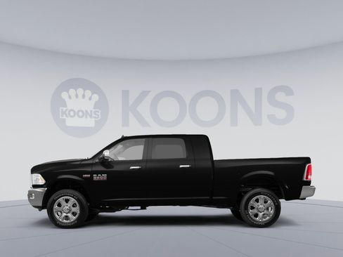 Used 2014 RAM 2500 Laramie w/ Black Appearance Group AWD/4WD image 2