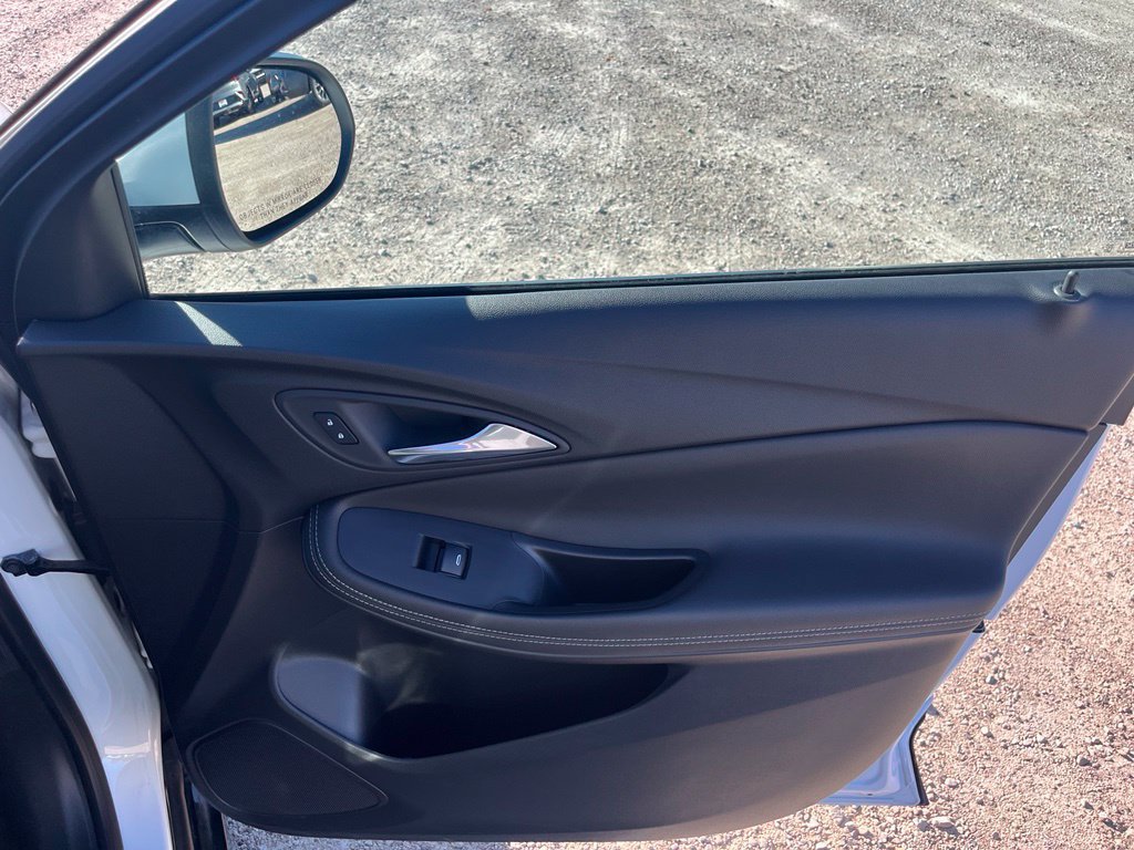Used 2024 Buick Encore GX Sport Touring FWD image 34