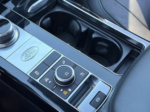 Used 2021 Land Rover Range Rover P525 Westminster Edition image 18
