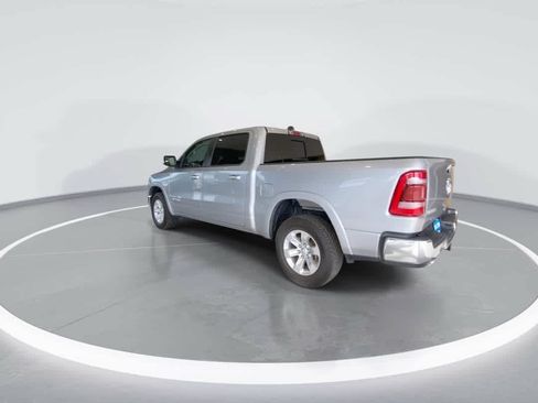 Used 2019 RAM 1500 Laramie AWD/4WD image 6