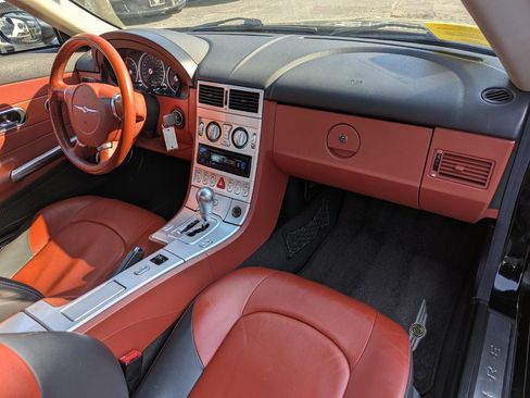 Used 2005 Chrysler Crossfire Limited RWD image 31