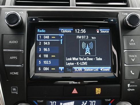 Used 2017 Toyota Camry XLE FWD image 20