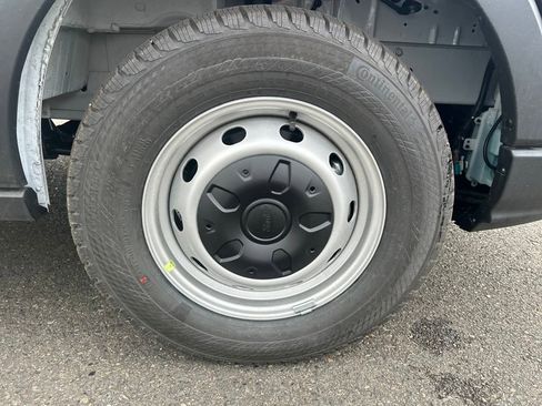 New 2025 Ford Transit 250 148 Medium Roof w/ Load Area Protection Package image 28