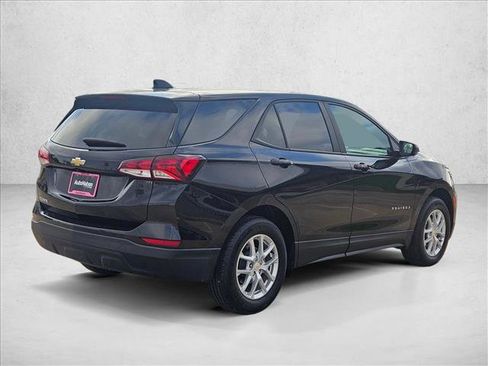 Certified 2024 Chevrolet Equinox LS w/ LS Convenience Package image 5