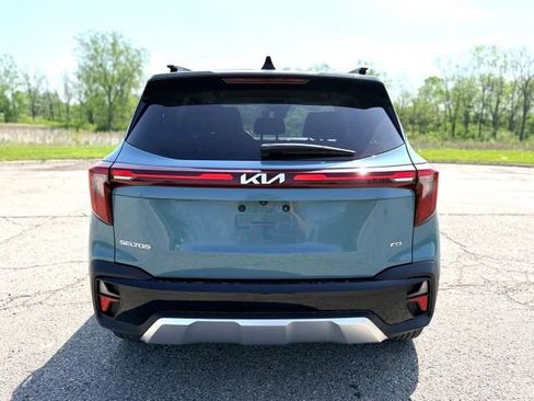 Used 2024 Kia Seltos S AWD/4WD image 4
