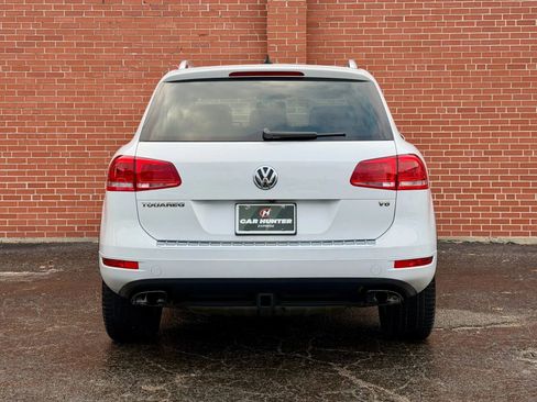 Used 2013 Volkswagen Touareg VR6 image 6