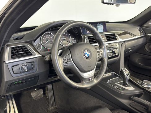 Used 2020 BMW 440i Convertible w/ M Sport Package RWD image 4