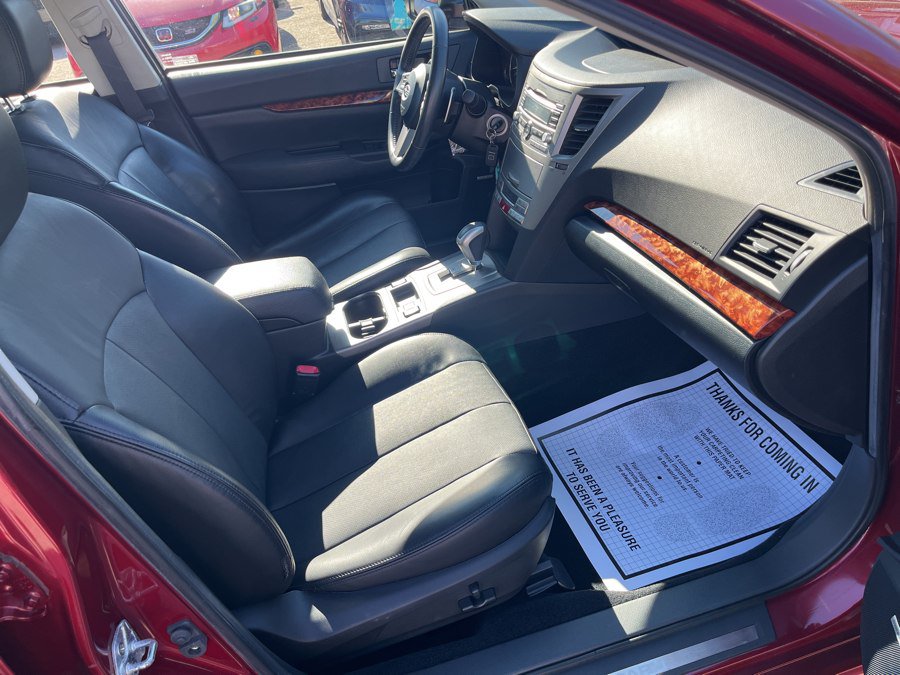 Used 2011 Subaru Legacy 3.6R Limited AWD/4WD image 12
