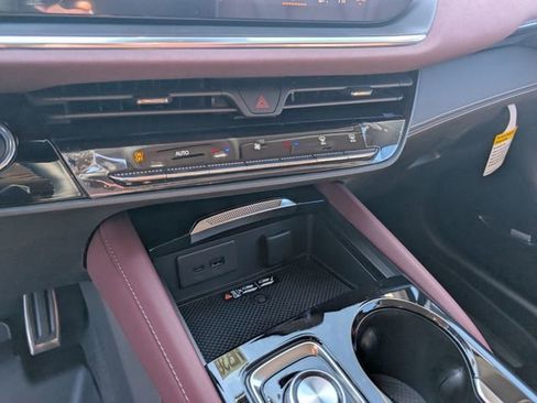 New 2026 Buick Envision Sport Touring image 21