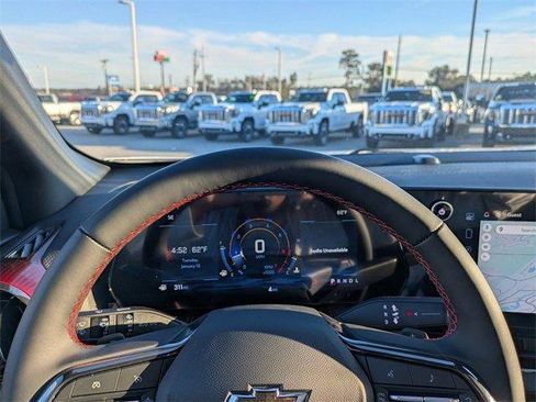 New 2026 Chevrolet Equinox RS w/ Convenience Package III image 33