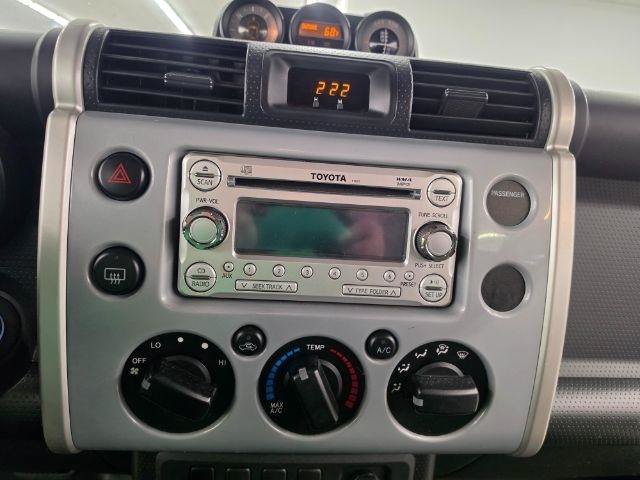 Used 2013 Toyota FJ Cruiser 4WD w/ Trail Teams Special Edition image 16