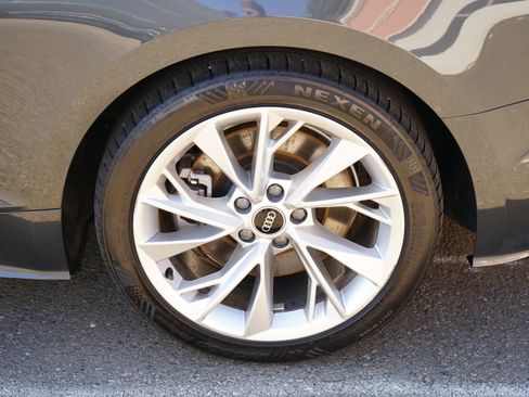 Used 2022 Audi A5 2.0T Premium image 16