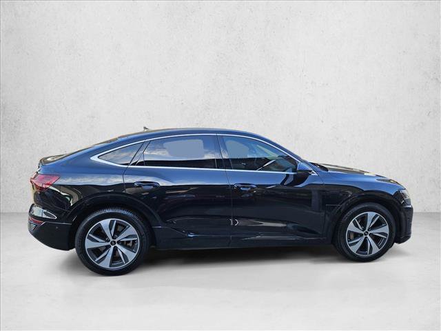 Used 2024 Audi Q8 e-tron Premium Plus w/ Premium Plus Package AWD/4WD image 4