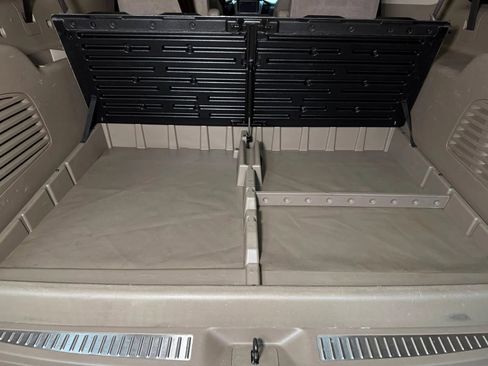 Used 2018 Chevrolet Suburban LT w/ Max Trailering Package AWD/4WD image 18