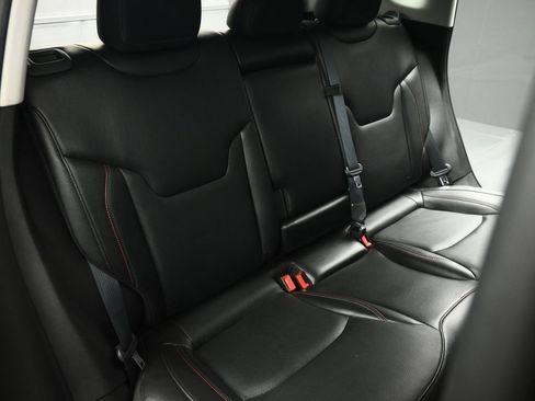 Used 2022 Jeep Compass Trailhawk w/ Trailhawk Elite Group AWD/4WD image 62